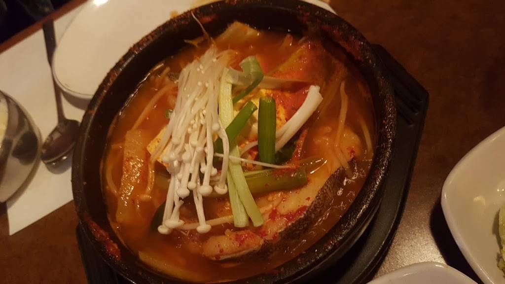 Hanshin Pocha 한신포차 | restaurant | 1918 S Arlington Heights Rd, Arlington Heights, IL 60005, USA | 8479811700 OR +1 847-981-1700