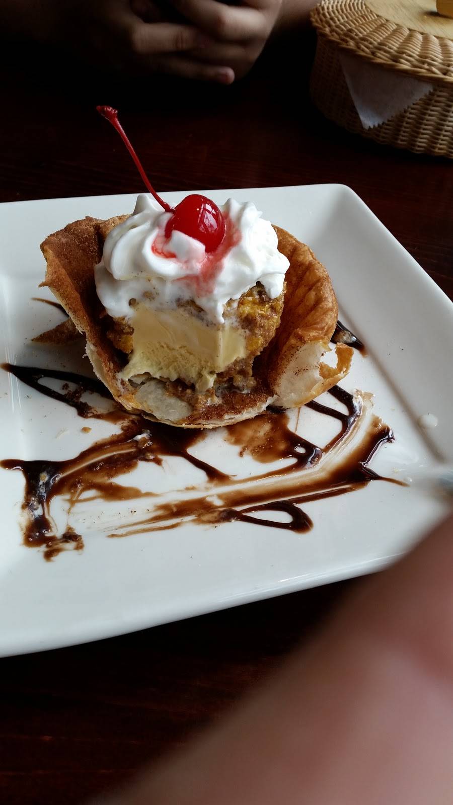 Compadres | Mexican Restaurant | restaurant | 1900 Cayuga St, Middleton, WI 53562, USA | 6082038332 OR +1 608-203-8332