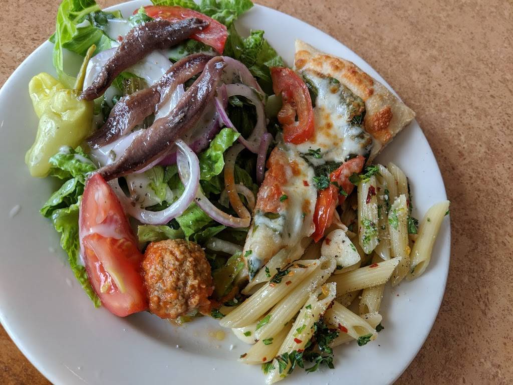 Joes Place Pizza & Pasta | restaurant | 5555 Lee Hwy, Arlington, VA 22207, USA | 7035320990 OR +1 703-532-0990