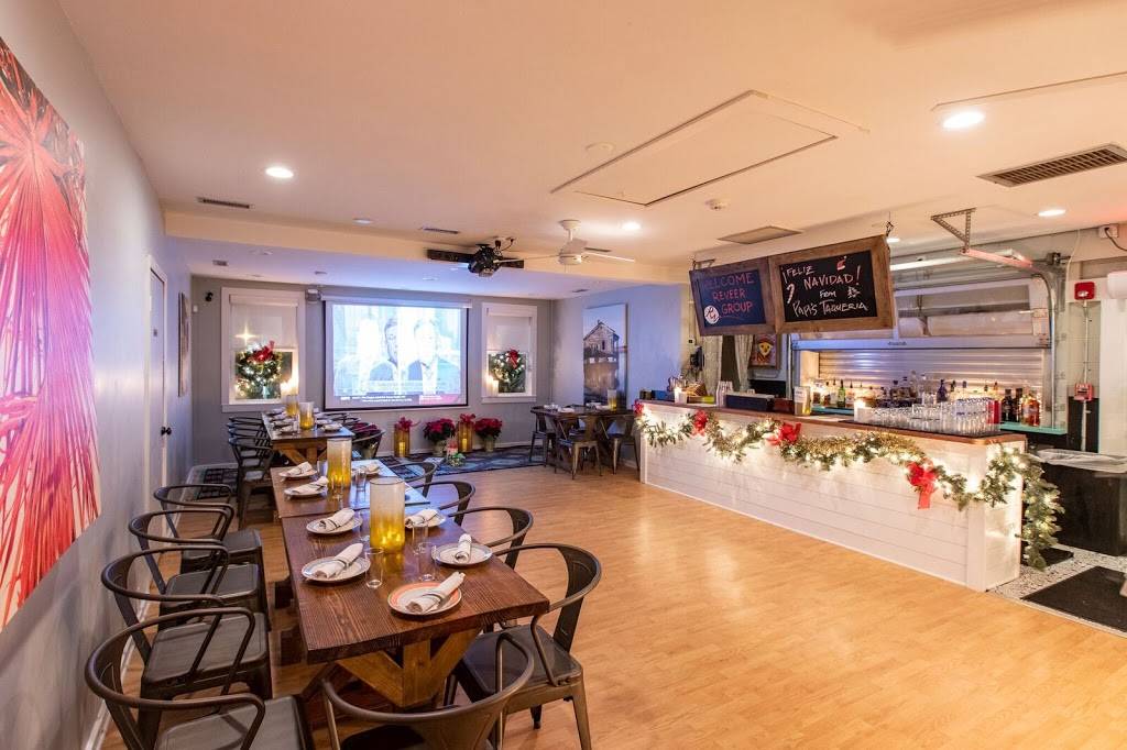 Papis Taqueria | restaurant | 1012 Ocean Blvd, Isle of Palms, SC 29451, USA | 8439267274 OR +1 843-926-7274