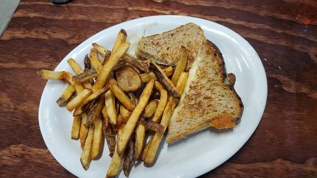 Wayward Sandwiches | restaurant | 117 NW 2nd Ave, Canby, OR 97013, USA | 5032663100 OR +1 503-266-3100