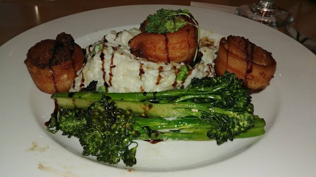 The Waverly Restaurant & Bar | restaurant | 2095 N Beach Rd, Englewood, FL 34223, USA | 9414753500 OR +1 941-475-3500