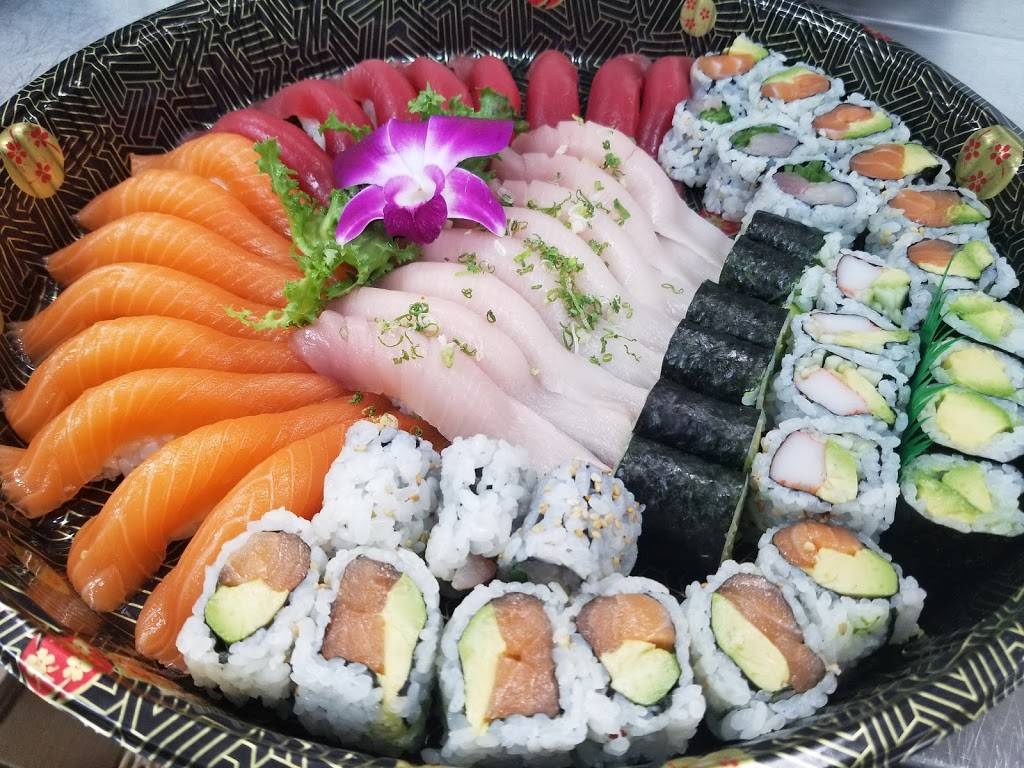 Izumi Sushi and Hibachi Steak house | restaurant | 2931 Hempstead Turnpike, Levittown, NY 11756, USA | 5166229388 OR +1 516-622-9388