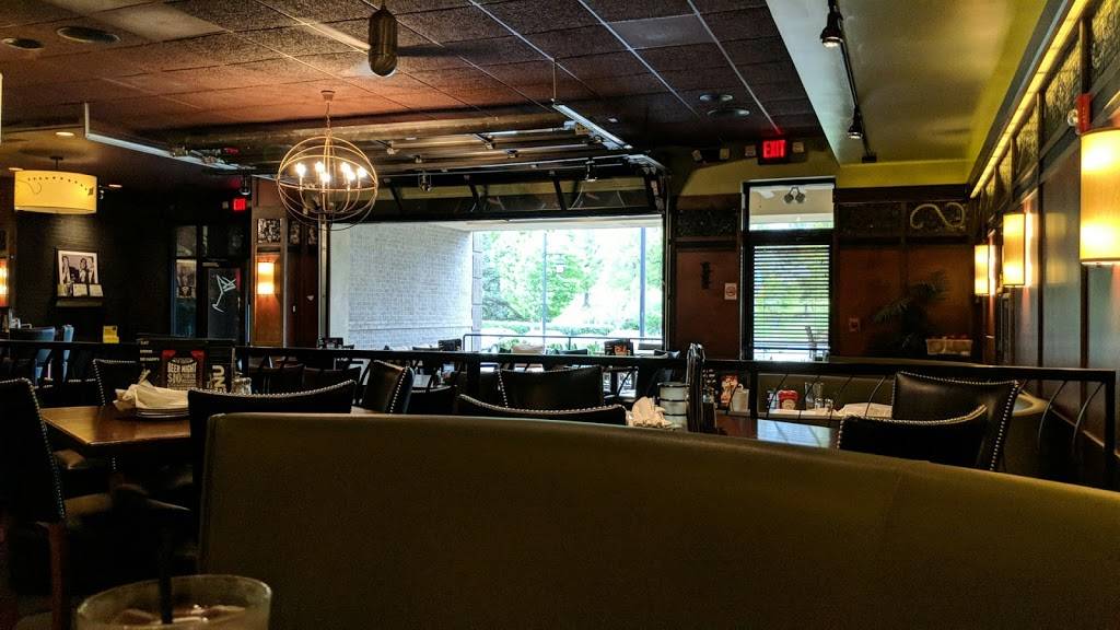 Bar Louie - University City | night club | 8760 J M Keynes Dr, Charlotte, NC 28262, USA | 7042857010 OR +1 704-285-7010