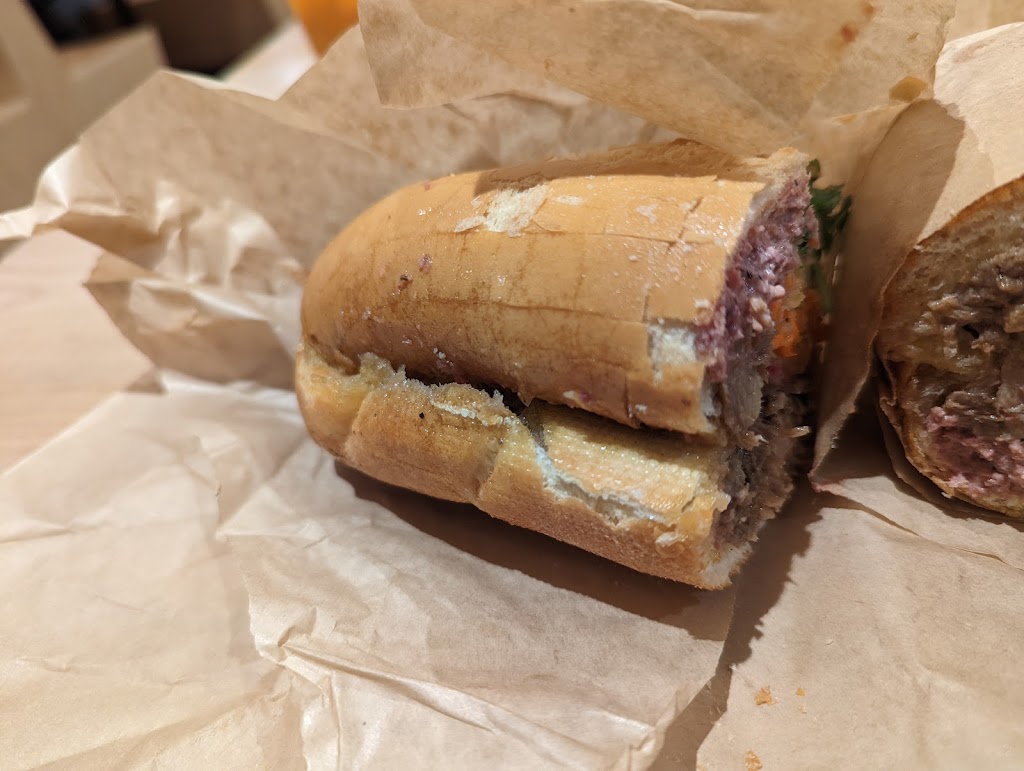 Banh Mi Love | restaurant | 597 Buckingham Way, San Francisco, CA 94132, USA | 4159417814 OR +1 415-941-7814