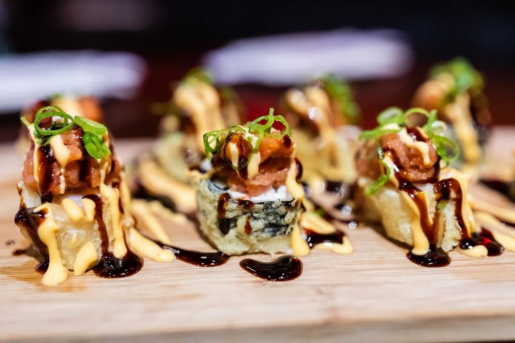 Señor Sushi & Mariscos | restaurant | 101 W Mission Blvd Suite 101, Pomona, CA 91766, USA | 9094616412 OR +1 909-461-6412