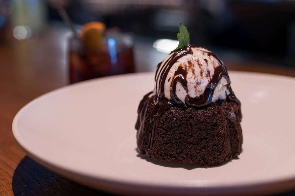 Between the Rinks | restaurant | 888 Ridge Valley, Irvine, CA 92618, USA | 9497741621 OR +1 949-774-1621