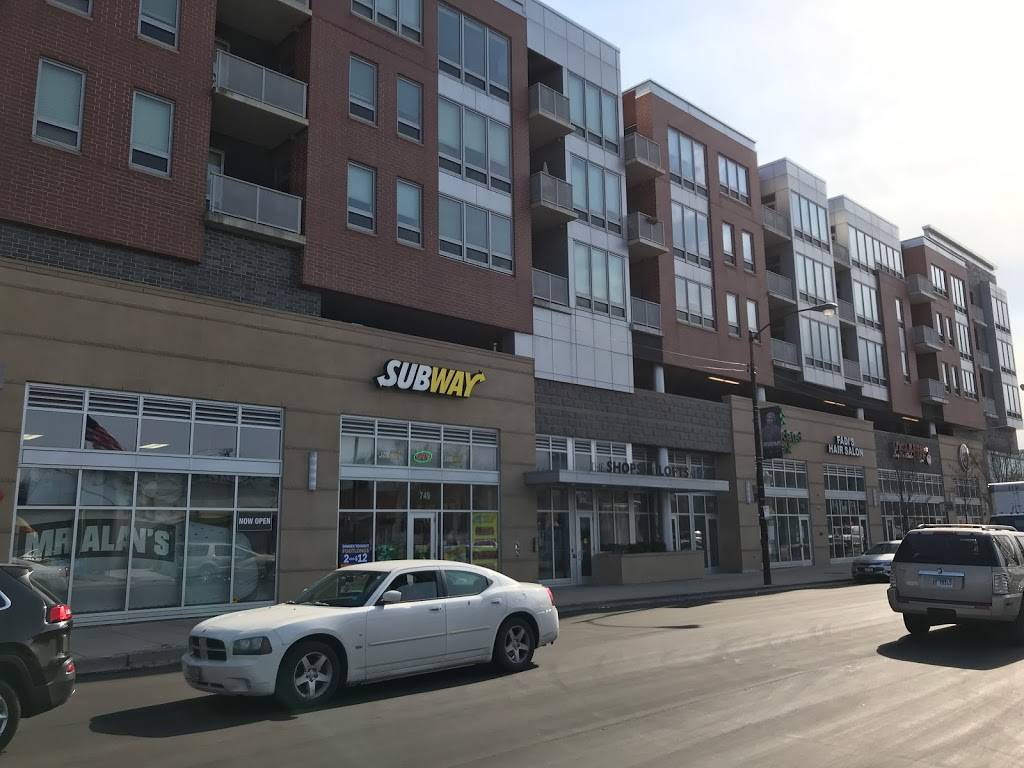 Subway | restaurant | 749 E 47th St, Chicago, IL 60653, USA | 7738558799 OR +1 773-855-8799