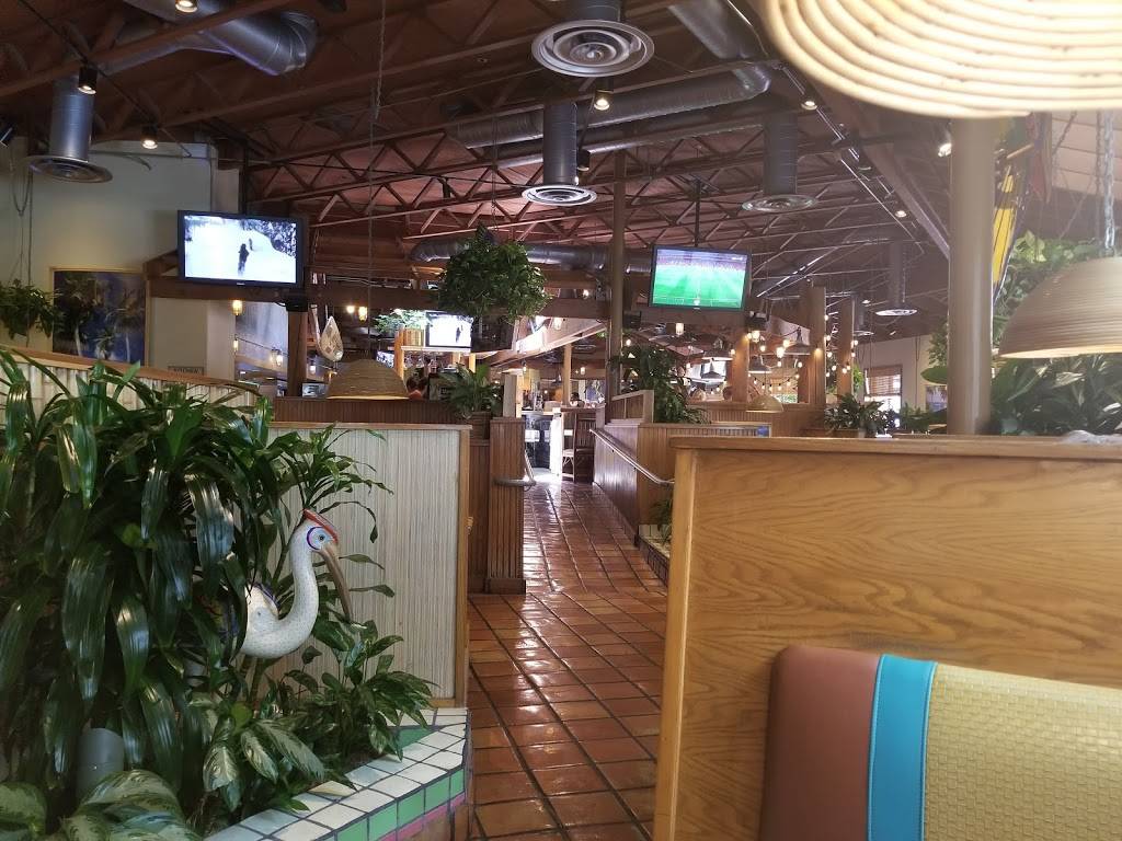 Islands Restaurant Manhattan Beach | restaurant | 3200 N Sepulveda Blvd, Manhattan Beach, CA 90266, USA | 3105464456 OR +1 310-546-4456