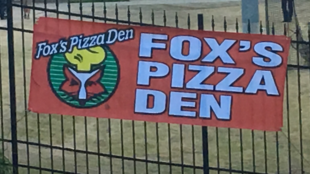 Fox’s Pizza Den | restaurant | 1685 N Coley Rd, Tupelo, MS 38801, USA | 6628913697 OR +1 662-891-3697