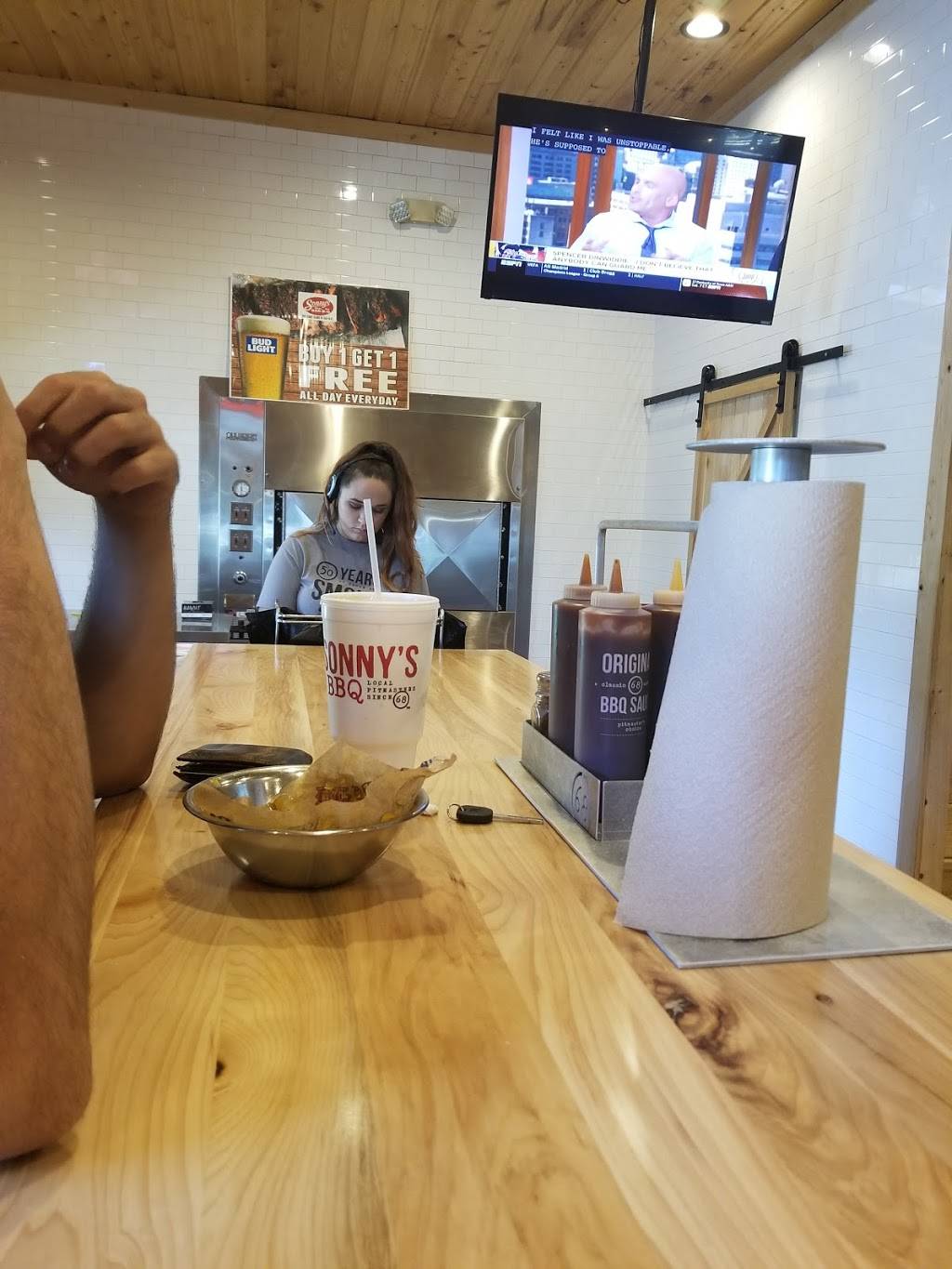 Sonnys BBQ | restaurant | 5001 20th St, Vero Beach, FL 32960, USA | 7727704190 OR +1 772-770-4190