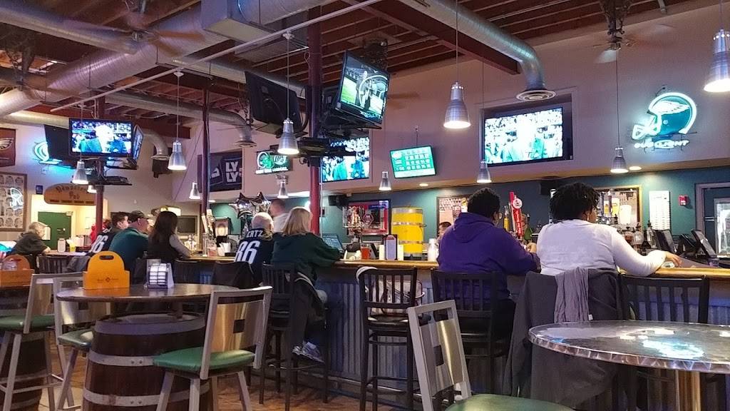 Dempsters Sports Pub & Restaurant | restaurant | 437 Pine St, Mt Holly, NJ 08060, USA | 6092610500 OR +1 609-261-0500