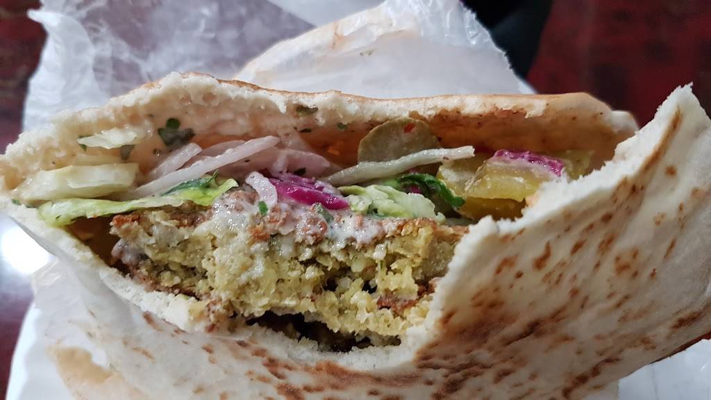 Oasis | restaurant | 168 Bedford Ave, Brooklyn, NY 11249, USA | 7183894680 OR +1 718-389-4680