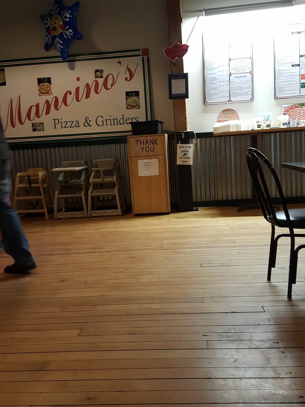 Mancinos Pizza & Grinders | restaurant | 218 S Lafayette St, Greenville, MI 48838, USA | 6167546666 OR +1 616-754-6666