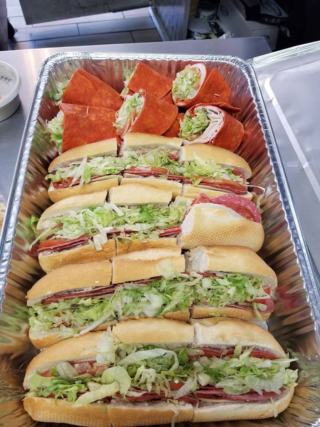 Campus Deli | meal takeaway | 400 Semple St, Pittsburgh, PA 15213, USA | 4126833200 OR +1 412-683-3200