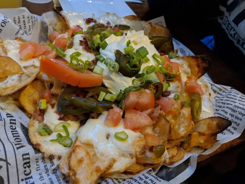 Red Rooster Bar and Grill | restaurant | 510 Washington St, Wrentham, MA 02093, USA | 5083846669 OR +1 508-384-6669