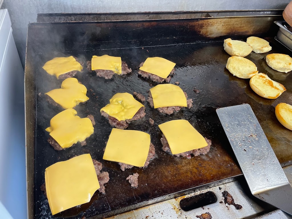 Good Burger Co. ‘Best In Town” | restaurant | 12013 US-290, Austin, TX 78737, USA | 8305103550 OR +1 830-510-3550