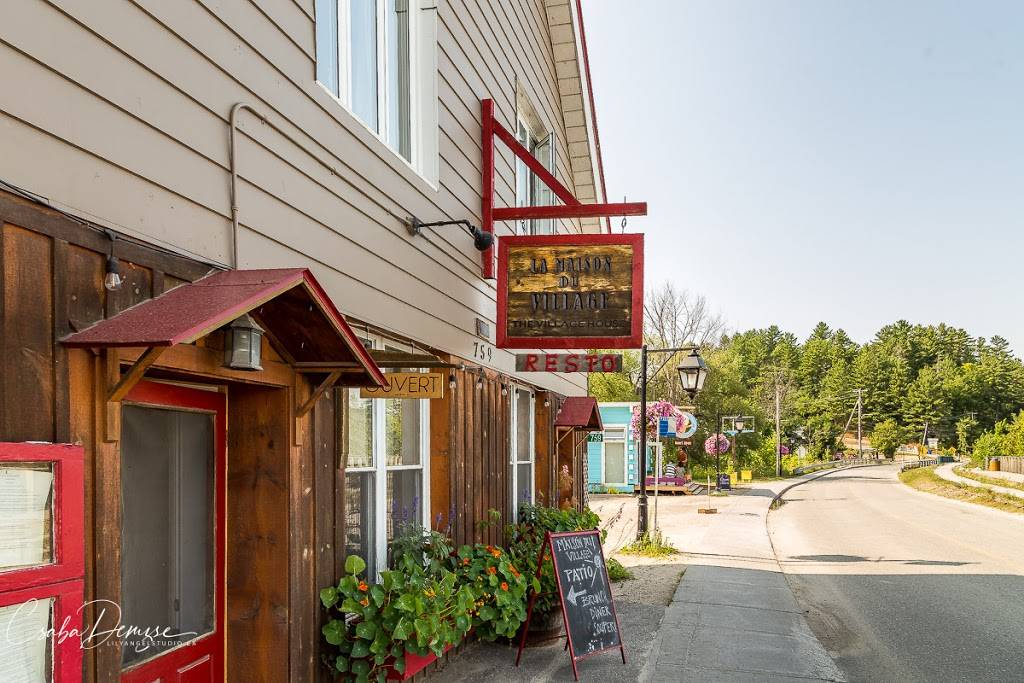 The Village House | restaurant | 759 Chemin Riverside, Wakefield, QC J0X 3G0, Canada | 8194591445 OR +1 819-459-1445