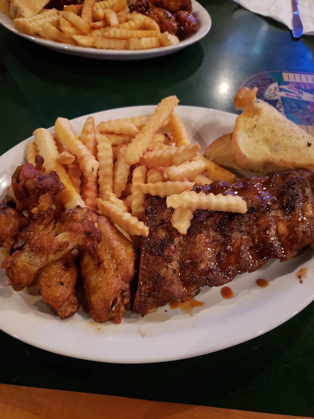 Gators Dockside Oakleaf | restaurant | 9680 Argyle Forest Blvd #1, Jacksonville, FL 32222, USA | 9044256466 OR +1 904-425-6466