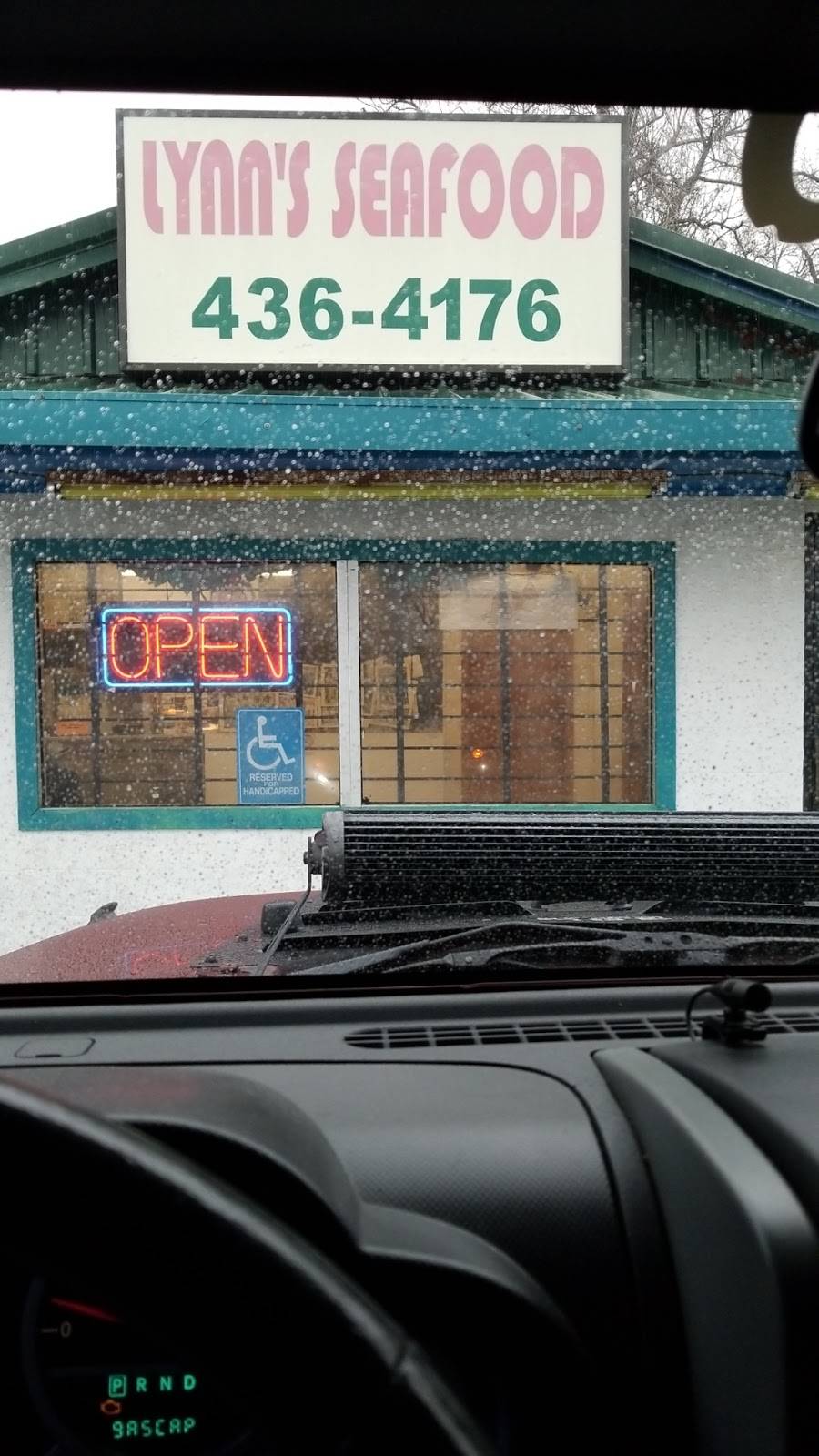 Lynns Seafood | restaurant | 2101 Moeling St, Lake Charles, LA 70601, USA | 3373032280 OR +1 337-303-2280