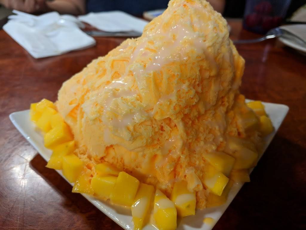 Pho Avina | restaurant | 4920 W Thunderbird Rd, Glendale, AZ 85306, USA | 6024392547 OR +1 602-439-2547