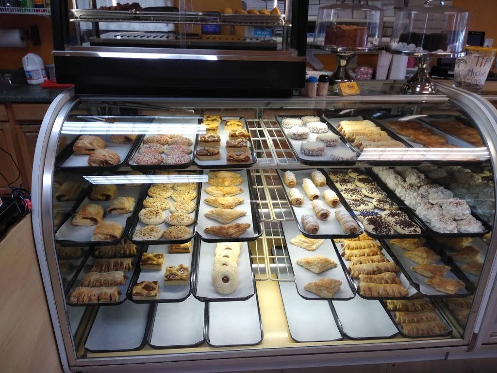 Mi Pueblito Bakery | bakery | 5802 N Armenia Ave, Tampa, FL 33603, USA | 8138740770 OR +1 813-874-0770