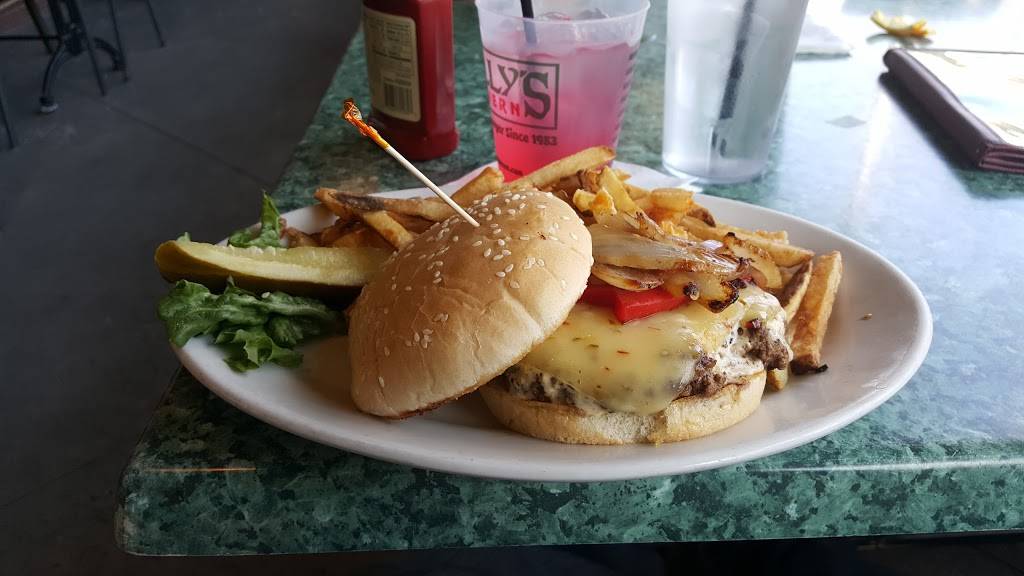 Kellys Tavern - Port Warwick | restaurant | 1010 Loftis Blvd, Newport News, VA 23606, USA | 7572460080 OR +1 757-246-0080