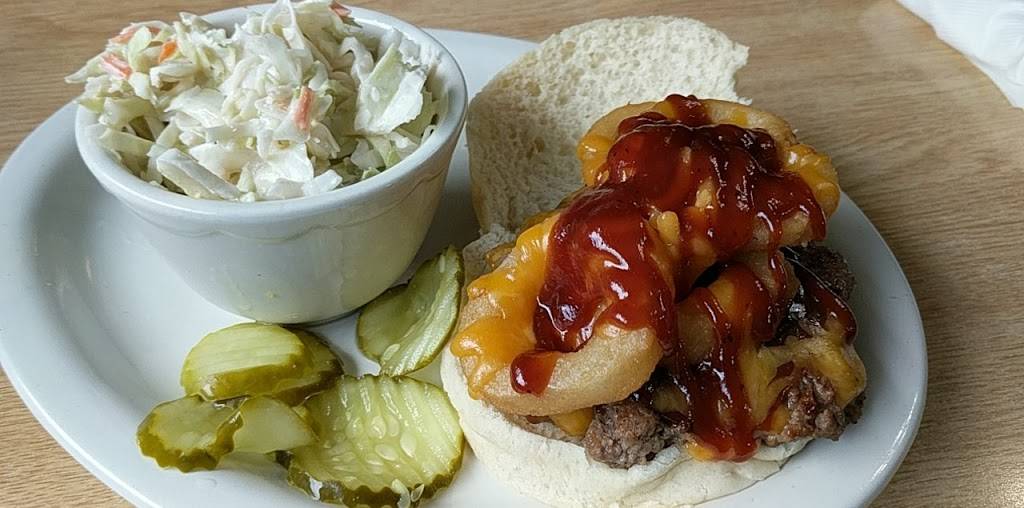 Foxy Roxys | restaurant | 124 Market St, Potsdam, NY 13676, USA | 3152680109 OR +1 315-268-0109