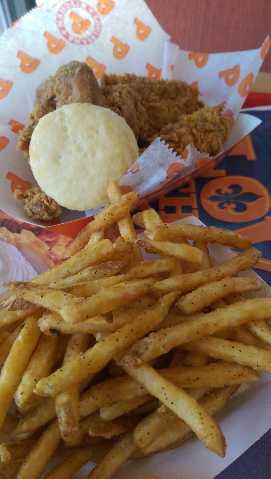 Popeyes Louisiana Kitchen | restaurant | 293 Orange Dr, Vacaville, CA 95687, USA | 7074696813 OR +1 707-469-6813