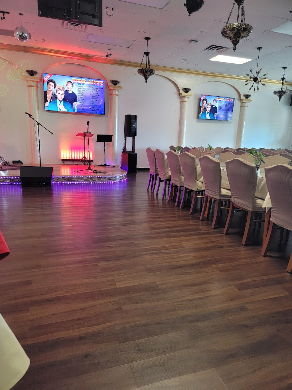 D’goldenspoon’z | restaurant | 8826 S Eastern Ave, Las Vegas, NV 89123, USA | 7022687082 OR +1 702-268-7082