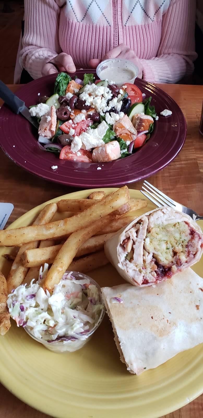 MountainView Station | restaurant | 79 Main St, Center Ossipee, NH 03814, USA | 6033011414 OR +1 603-301-1414