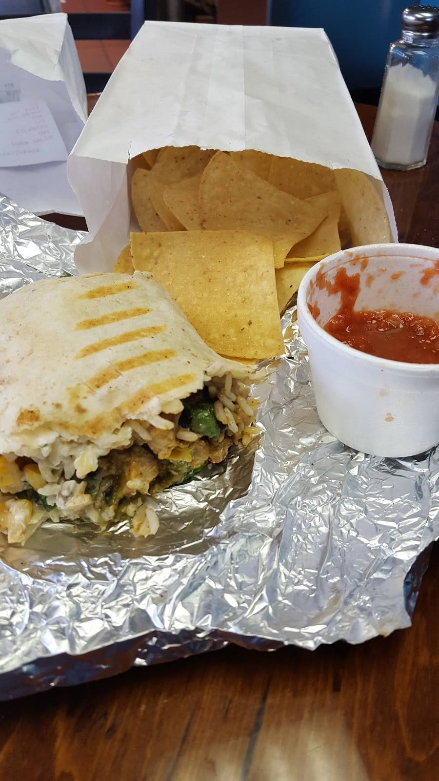 BYOB - Build Your Own Burrito | restaurant | 26068 Huron River Dr, Flat Rock, MI 48134, USA | 7347897104 OR +1 734-789-7104