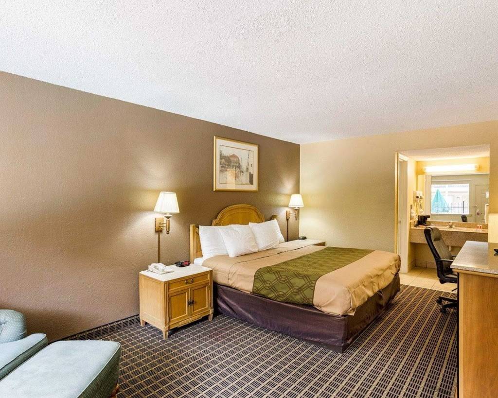 Econo Lodge | restaurant | 2125 Veterans Blvd, Kenner, LA 70062, USA | 5044646464 OR +1 504-464-6464