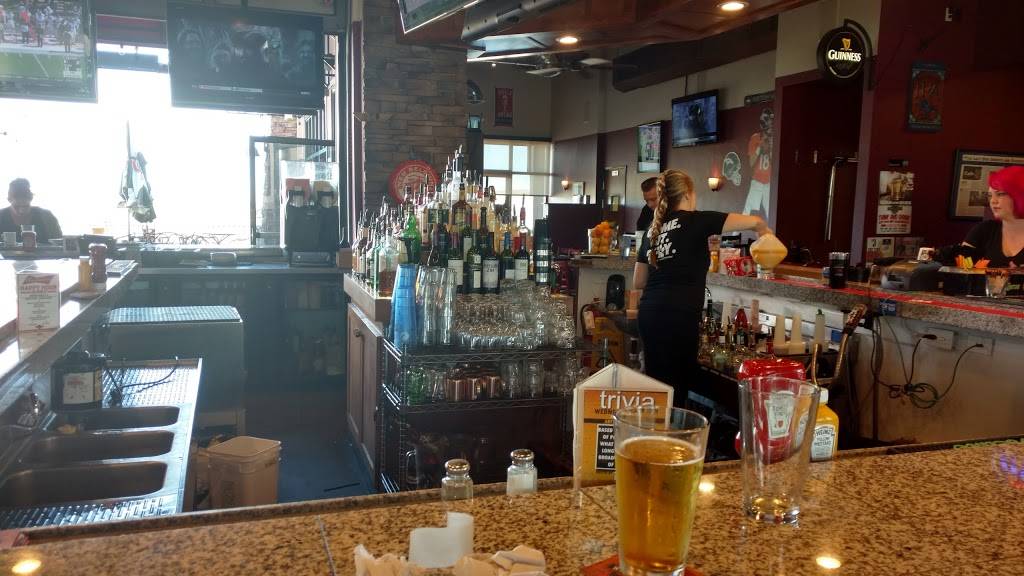 The Lazy Dog Sports Bar and Grill | restaurant | 3100 Village Vista Dr, Erie, CO 80516, USA | 3036645299 OR +1 303-664-5299