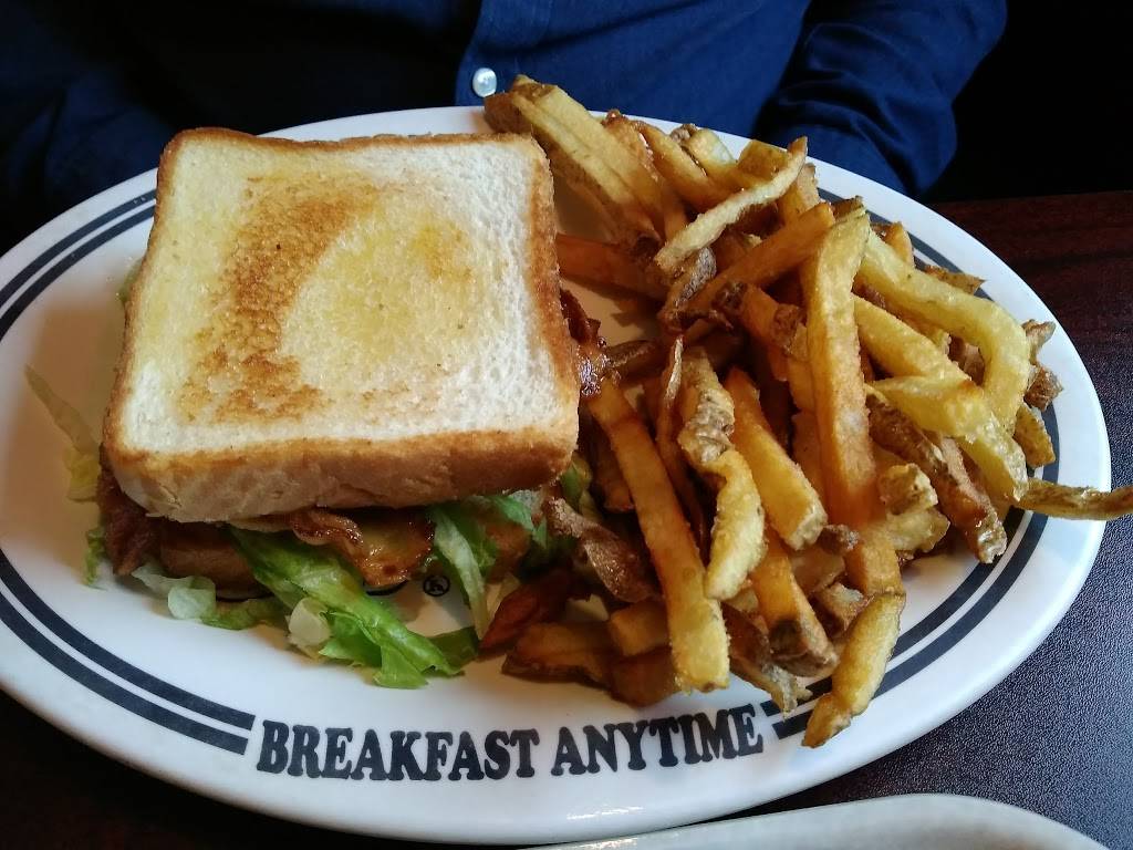 Famous Gyro George | restaurant | 5690 Broadview Rd, Cleveland, OH 44134, USA | 2167390800 OR +1 216-739-0800