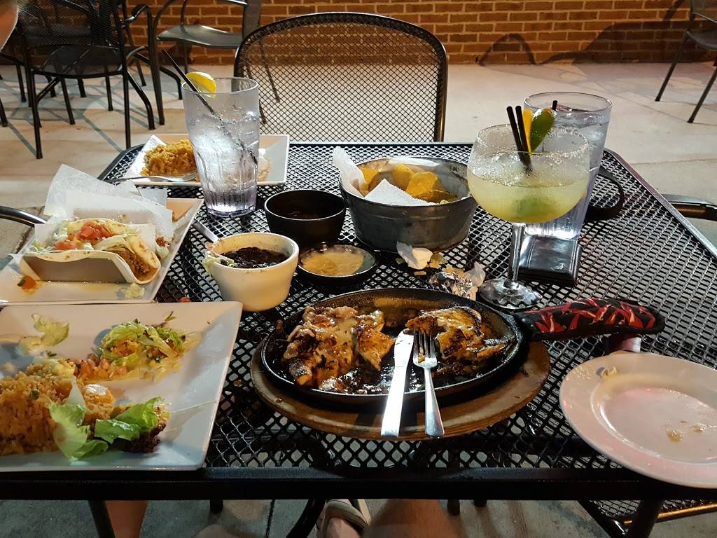 Jose Tequilas Mexican Grill And Cantina | restaurant | 2101 McComas Way, Virginia Beach, VA 23456, USA | 7573018961 OR +1 757-301-8961