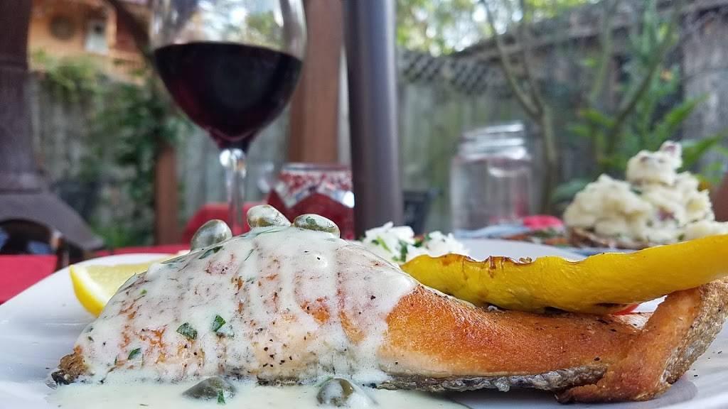 Gourmet Hut | restaurant | 17 Cuna St, St. Augustine, FL 32084, USA | 9048247477 OR +1 904-824-7477