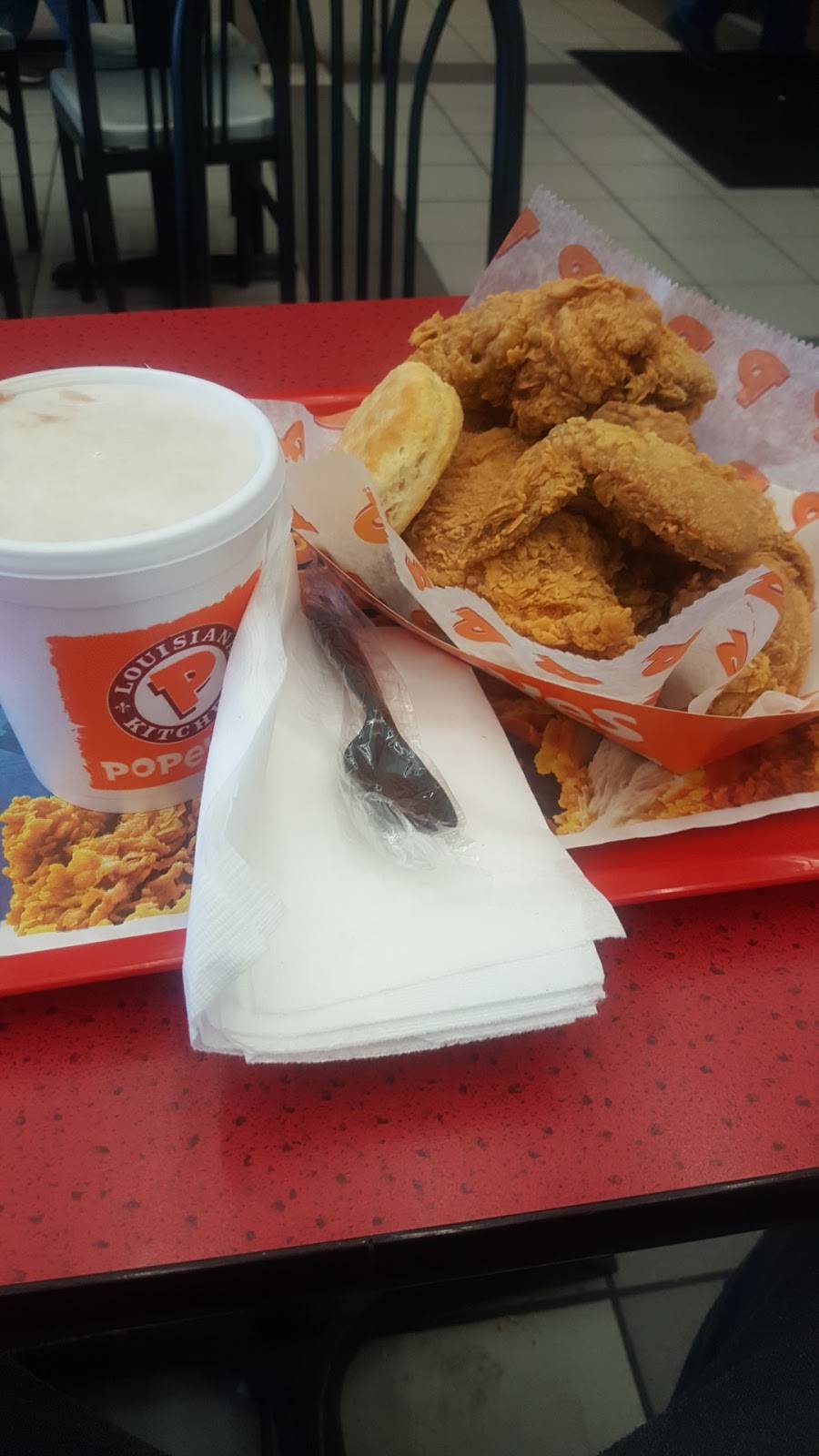 Popeyes Louisiana Kitchen | restaurant | 6170, I-10 E, San Antonio, TX 78219, USA | 2103100145 OR +1 210-310-0145