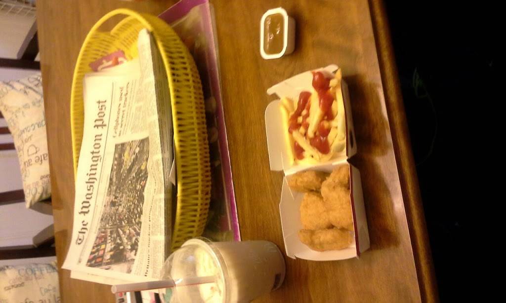 Johnny Rockets | restaurant | 13710 Central Ave, Upper Marlboro, MD 20774, USA | 3012491500 OR +1 301-249-1500