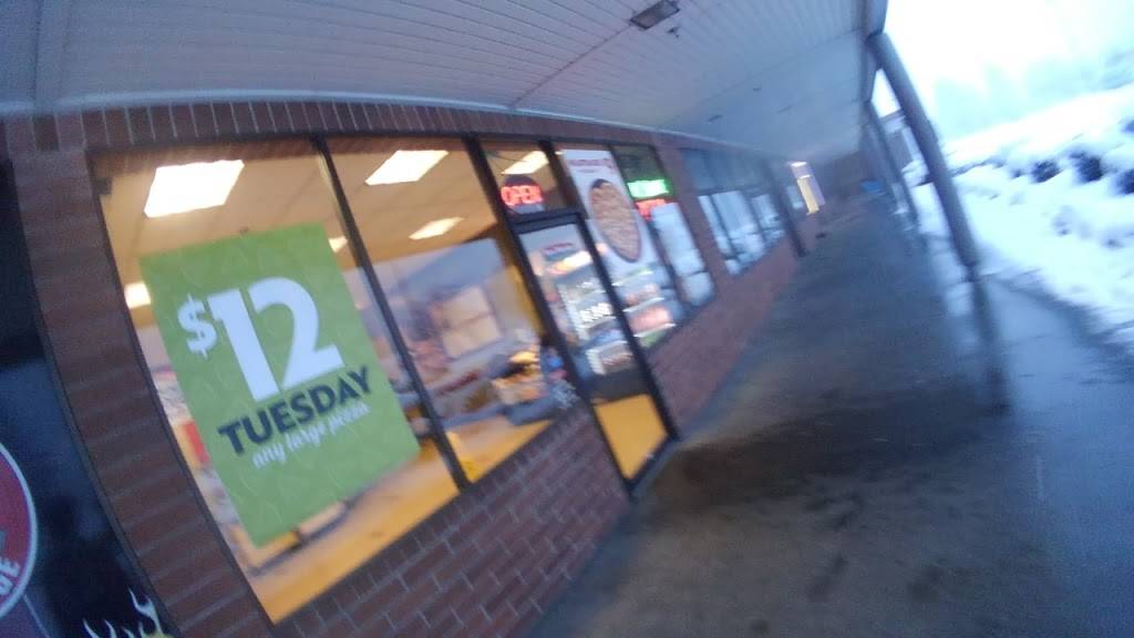 Papa Murphys Take N Bake Pizza | meal takeaway | South West, 400 Cooper Point Rd SW #9, Olympia, WA 98502, USA | 3609434800 OR +1 360-943-4800