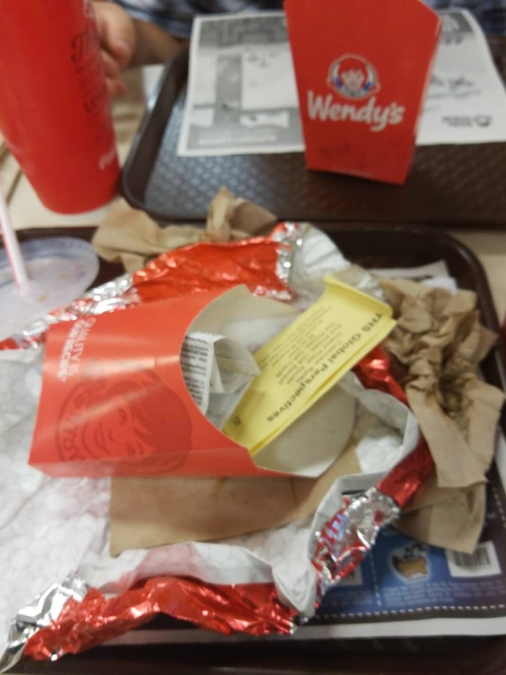 Wendys | restaurant | 6420 Amboy Rd, Staten Island, NY 10309, USA | 7189673911 OR +1 718-967-3911
