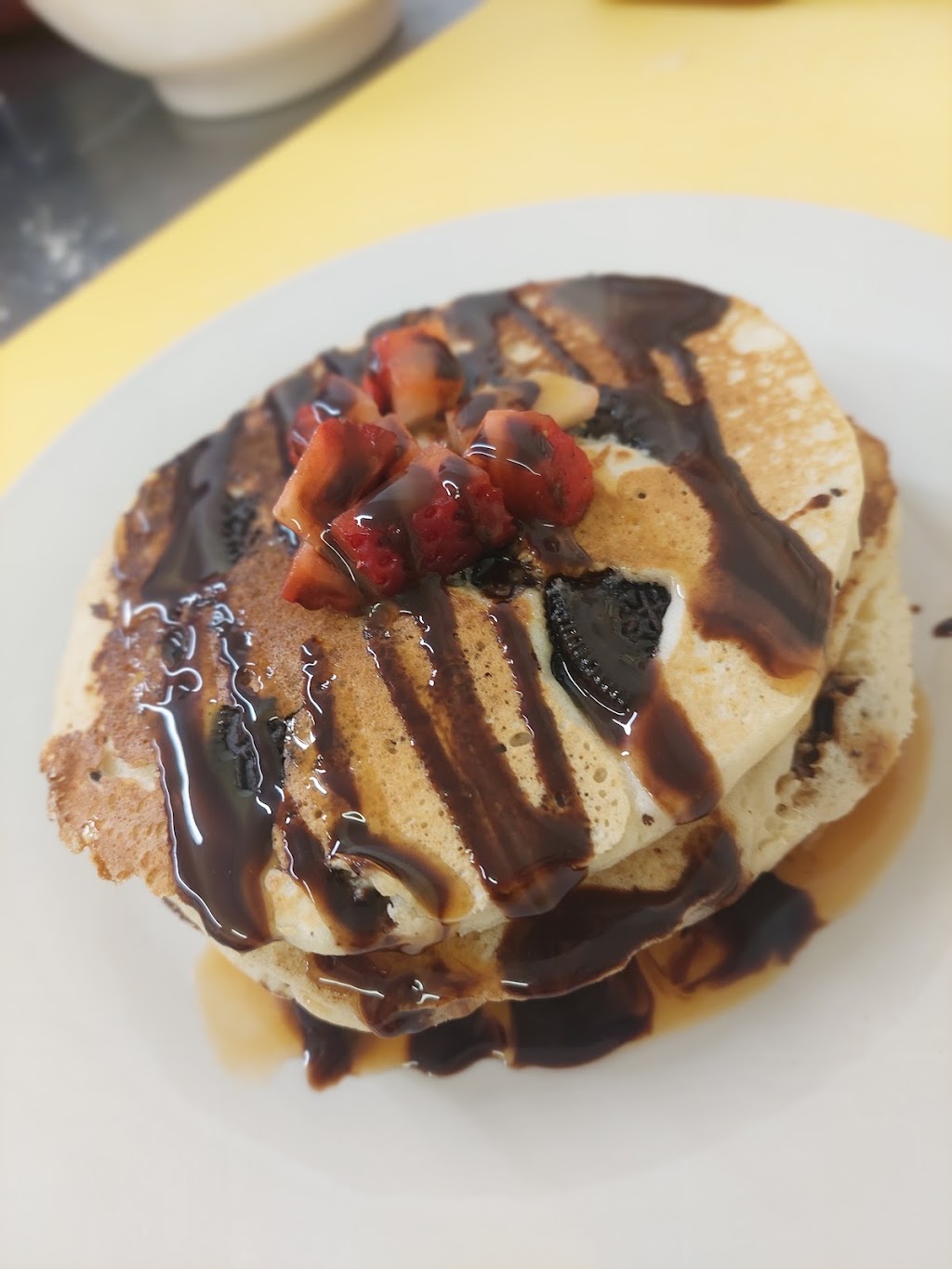 Hornet hangout | restaurant | 408 S Illinois Ave, Harrisburg, AR 72432, USA | 8704080757 OR +1 870-408-0757