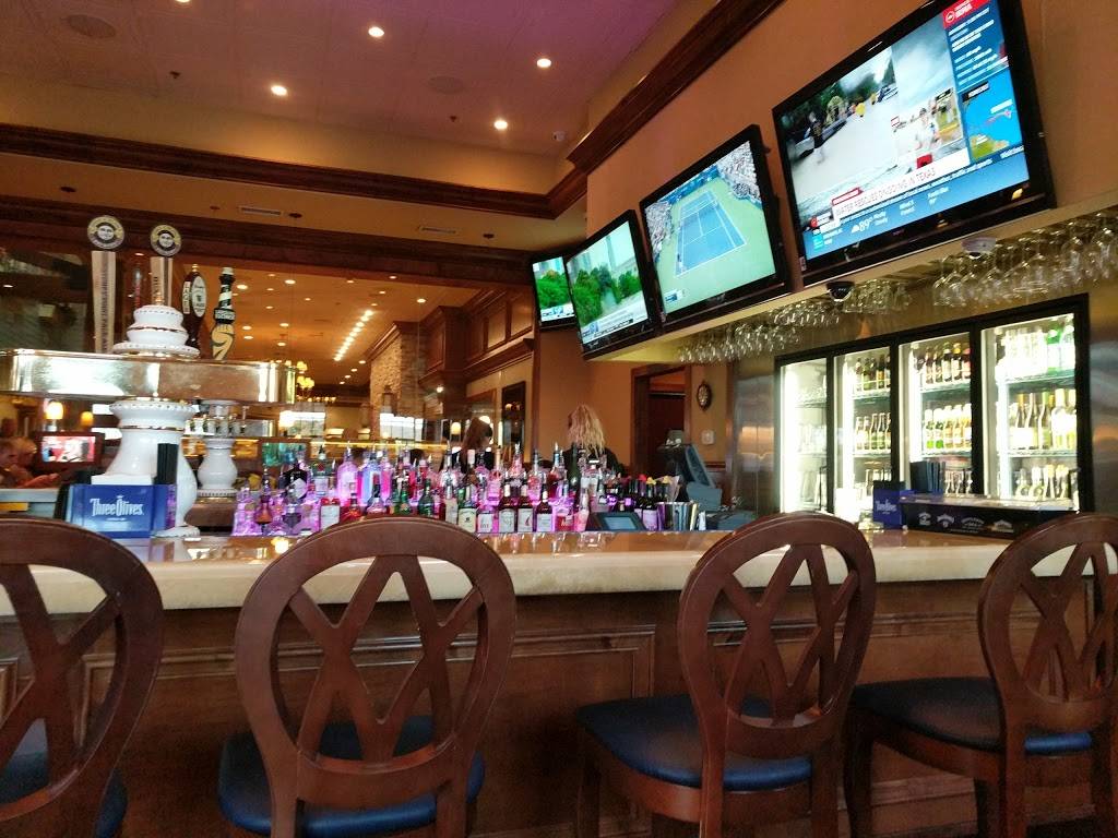 Captain Georges Seafood Restaurant | restaurant | 705 S Croatan Hwy, Kill Devil Hills, NC 27948, USA | 2524806677 OR +1 252-480-6677