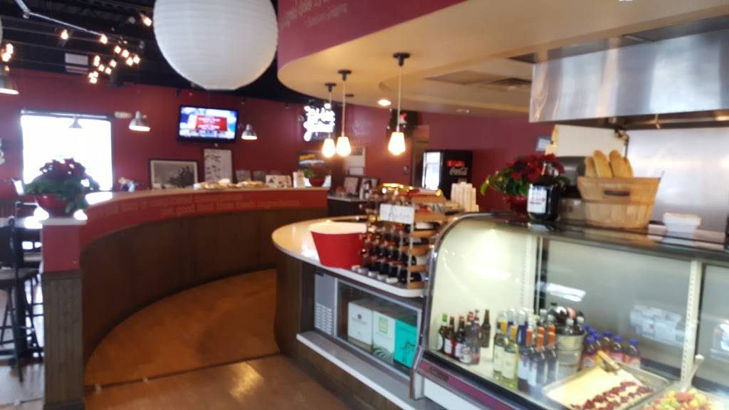 Le Petit Gourmet | restaurant | 6546 Weatherfield Ct I, Maumee, OH 43537, USA | 4198666343 OR +1 419-866-6343