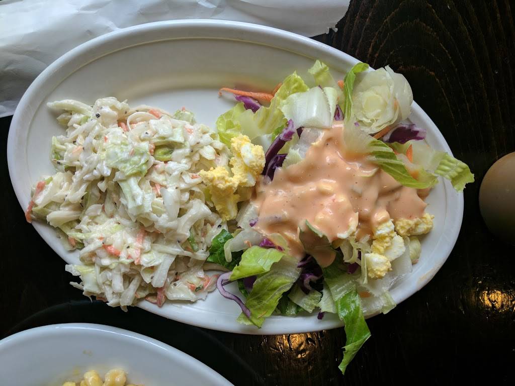 Bessingers BBQ | restaurant | 1602 Savannah Hwy, Charleston, SC 29407, USA | 8435561354 OR +1 843-556-1354