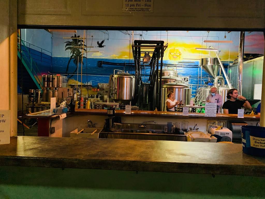 HOB Brewing Co. | restaurant | 931 Huntley Ave, Dunedin, FL 34698, USA | 7274745584 OR +1 727-474-5584