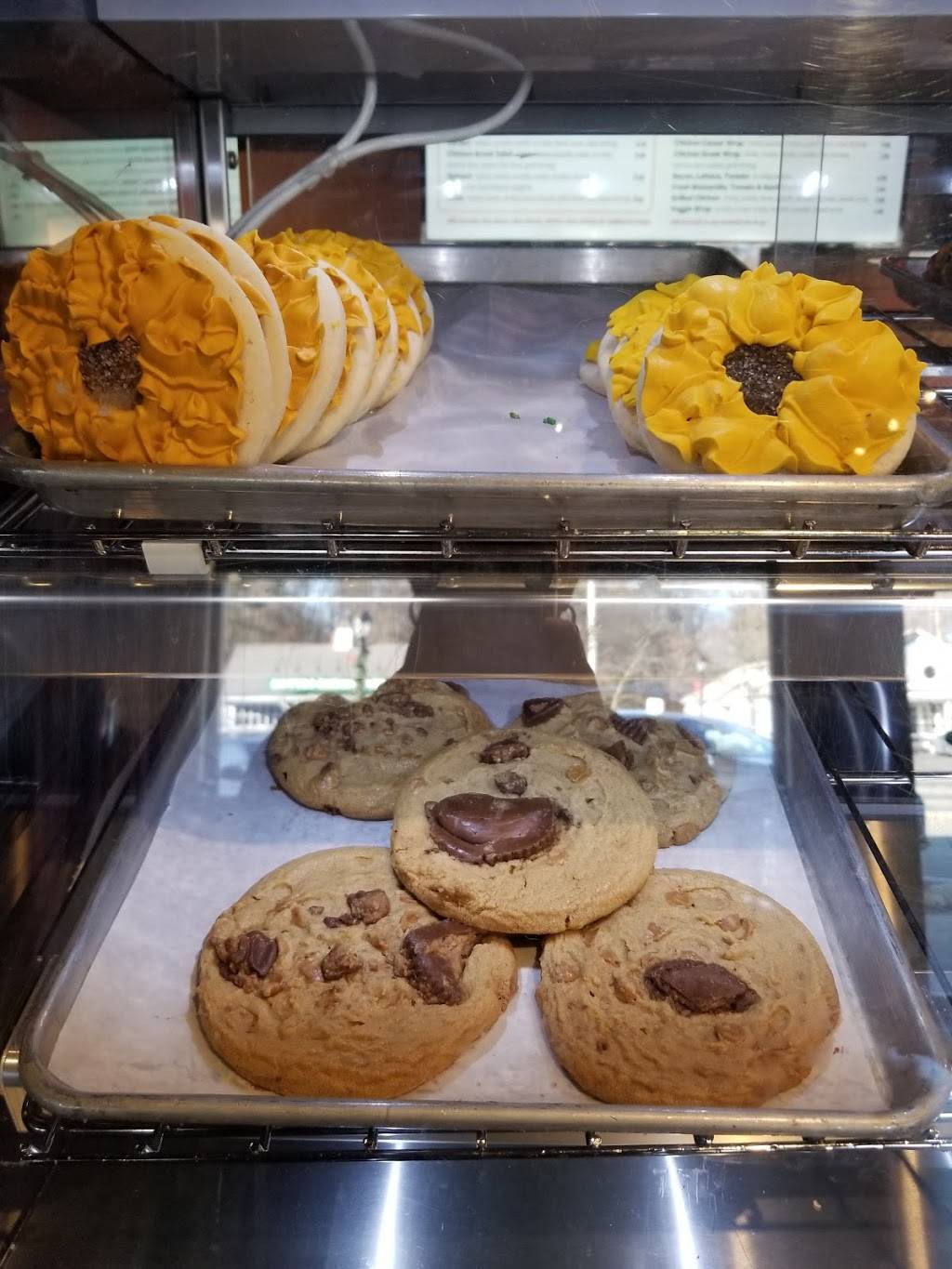 Comellas | restaurant | 745 High St, Westwood, MA 02090, USA | 7814610800 OR +1 781-461-0800