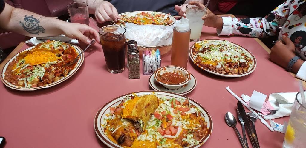 Sadies of New Mexico | restaurant | 6230 4th St NW, Los Ranchos De Albuquerque, NM 87107, USA | 5053455339 OR +1 505-345-5339