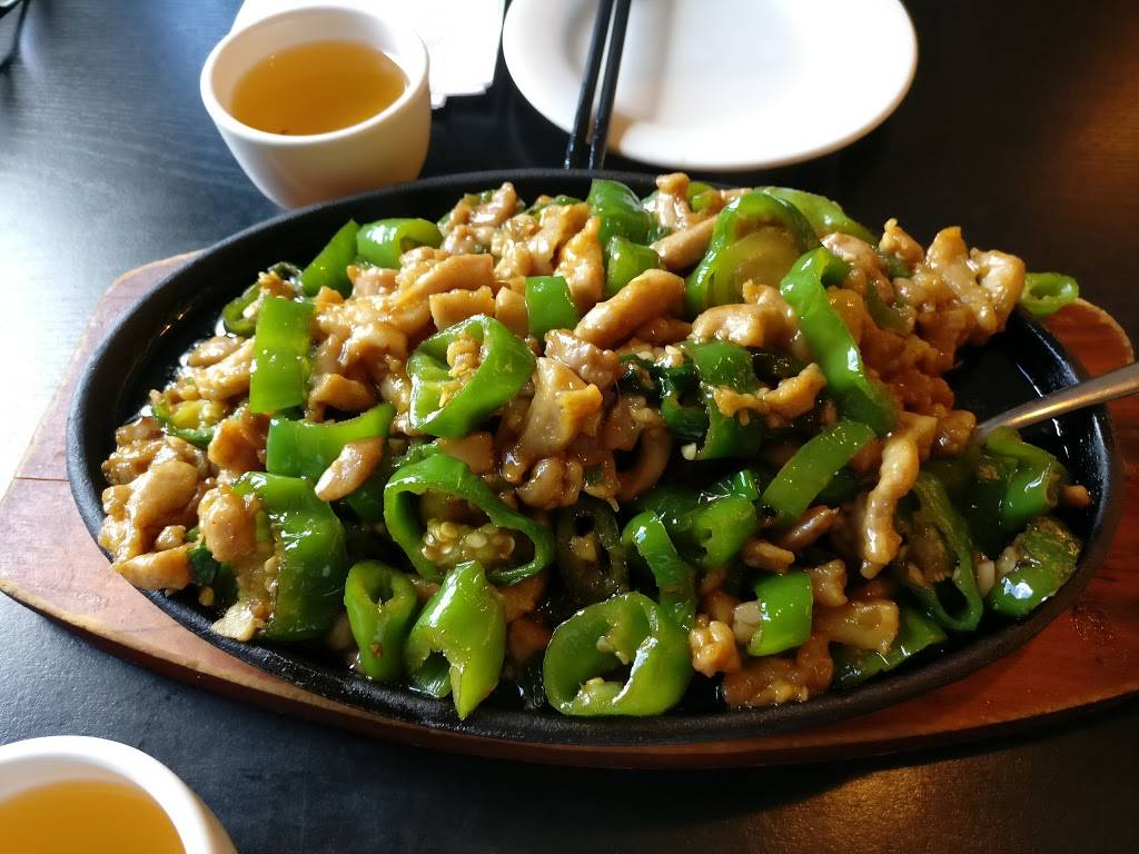 巴蜀人家Bashu Sichuan Cuisine | restaurant | 4559 Hurontario St Unit A-7A, Mississauga, ON L4Z 3X3, Canada | 9055689988 OR +1 905-568-9988
