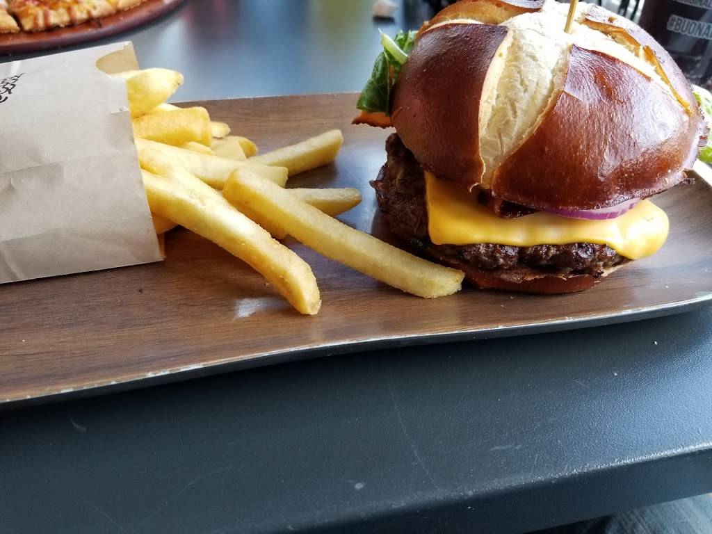 Buona | restaurant | 1170 N Arlington Heights Rd, Itasca, IL 60143, USA | 6307732333 OR +1 630-773-2333